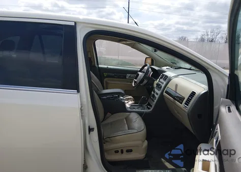 2008 Lincoln Mkx z USA, uszkodzony, nr VIN 2LMDU68C78BJ27345